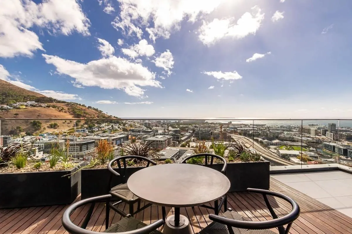Διαμέρισμα Outdoor Pool Apartment, Gym, Bar & Views Κέιπ Τάουν